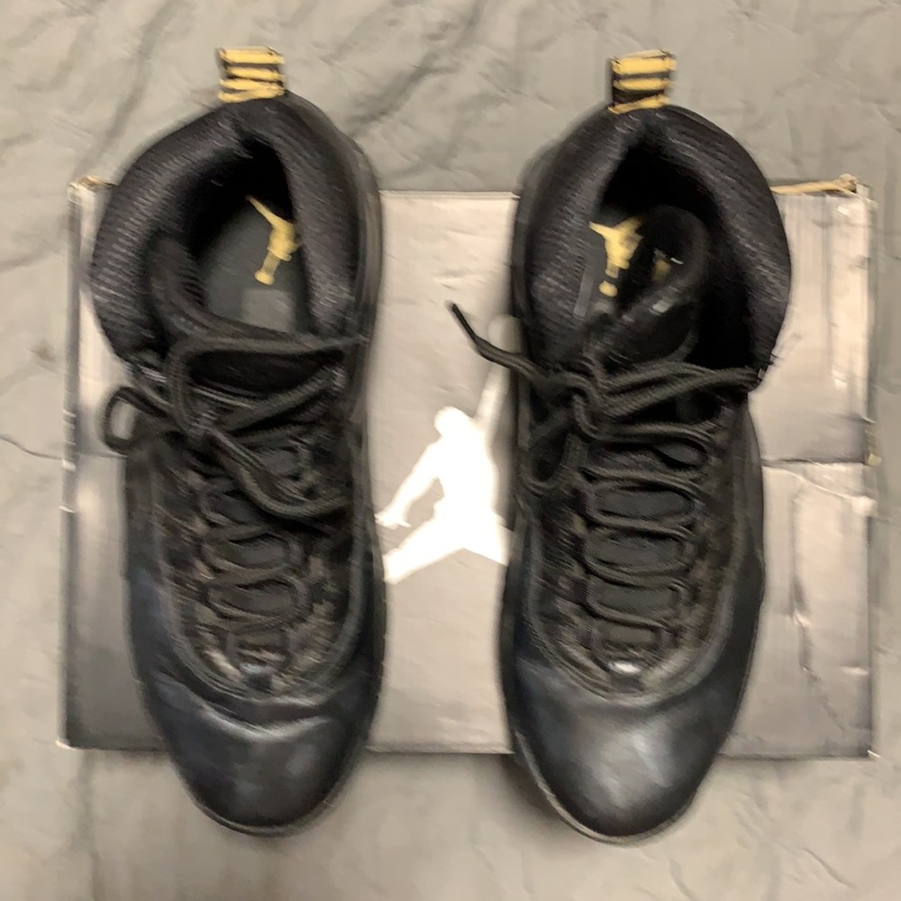 Shoes - Picture 3 of 5